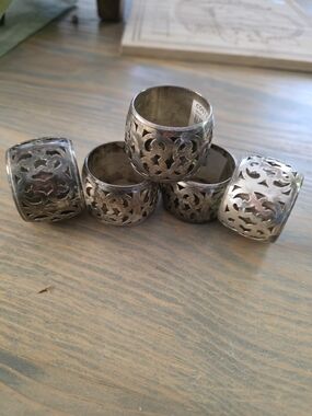 Cost Plus World Market Silver Filigree Napkin Rings - Set of 5